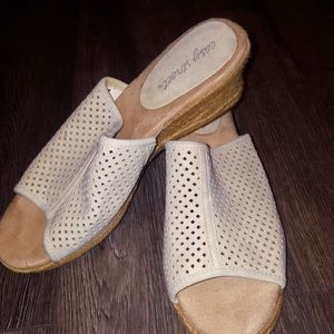 Women shoes